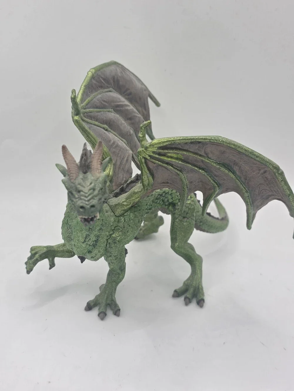 SAFARI LTD FOREST DRAGON #10155 FIGURE DRAGONS COLLECTION 5